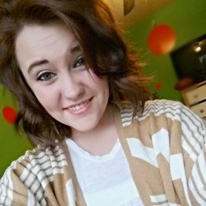 Meet your Posher, Leah