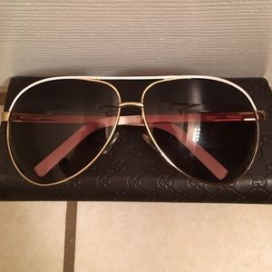🎉Authentic Gucci Aviator Sunglasses 🎉
