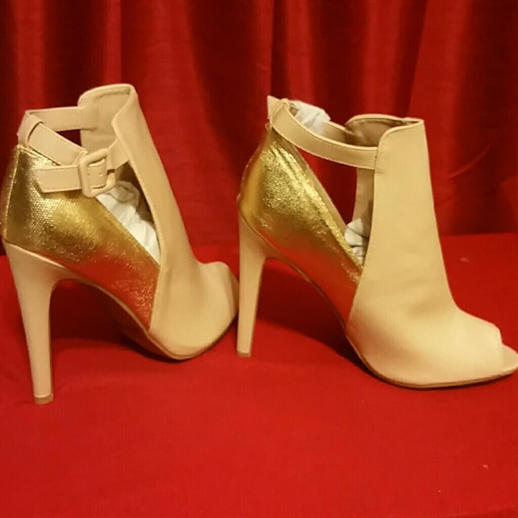 High heels - Picture 2 of 4