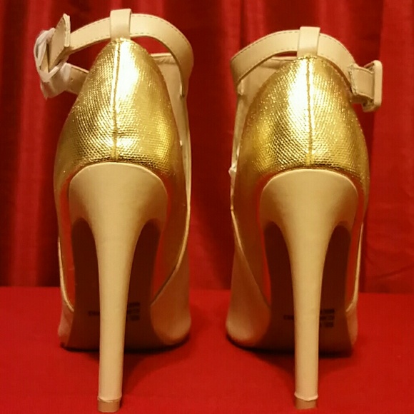 High heels - Picture 3 of 4