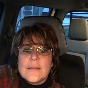 Meet your Posher, Renee