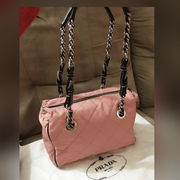 SALE Prada shoulder bag in pink