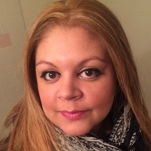 Meet your Posher, Mariely