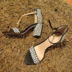 LAST DAY ON POSH !!!! AZTEC PRINT ZARA HEELS