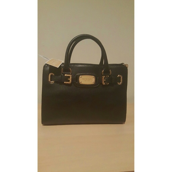 SOLD!!!Michael Kors hamilton bag - Picture 1 of 4