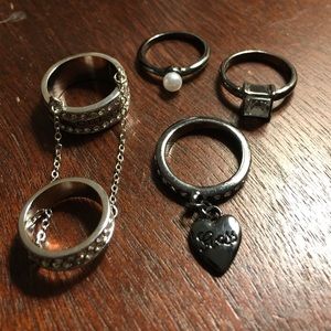 🎉Guess Rings Lot 🎉