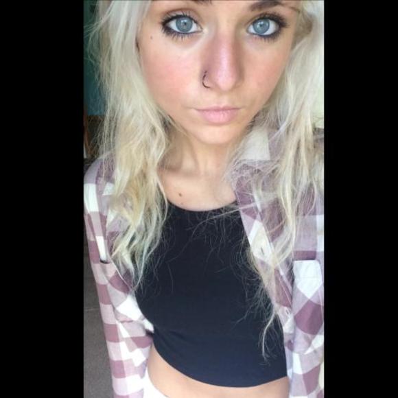 Meet your Posher, Lexi - Picture 1 of 1