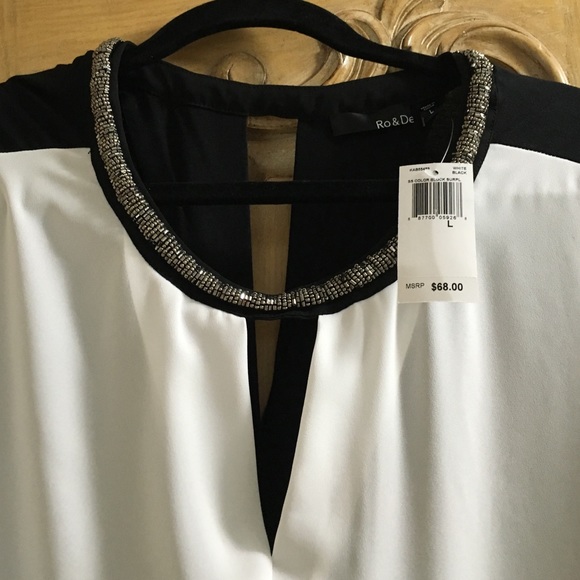 Beautiful embellished black and white top - Picture 3 of 3