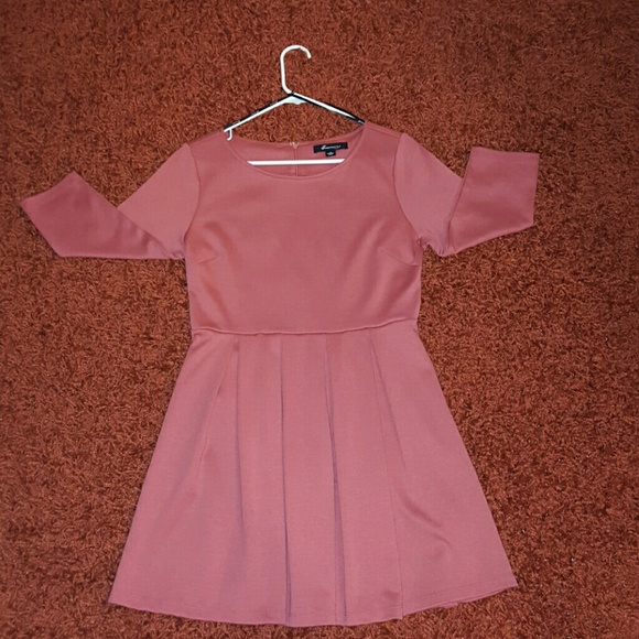 Forever 21 Pleated Quarter Sleeve Dress