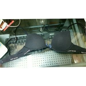 Gilly hicks bra size 32A