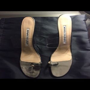 Gorgeous Manolo Blahnik Glass slippers!