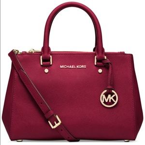 MICHAEL KORS SUTTON SATCHEL