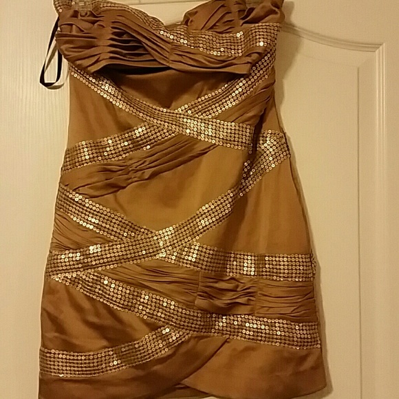 Dress - Picture 2 of 2
