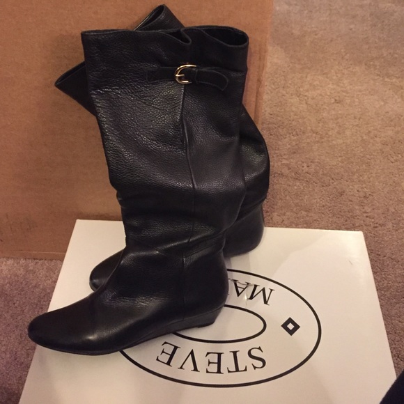 Iccee Blk leather Steve Madden boots
