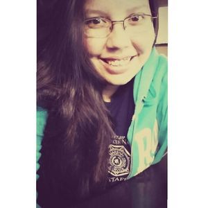 Meet your Posher, Leigha