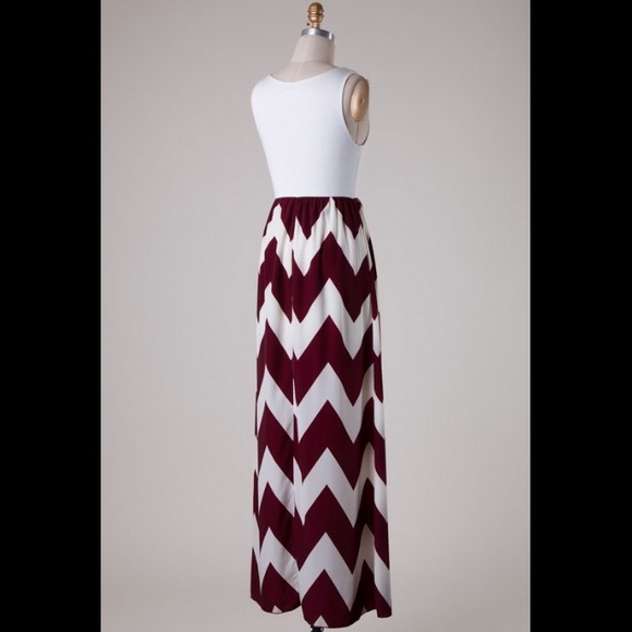 🆕 Gorgeous Maxi Dress with Tank Top Chevron Skirt - Picture 3 of 4