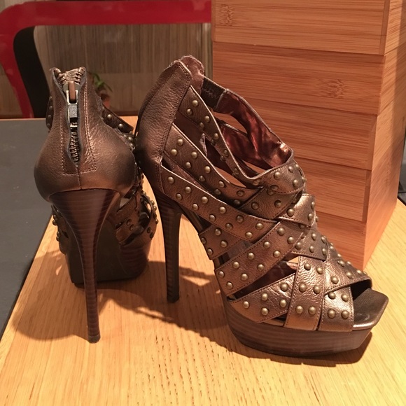 Jessica Simpson 4" Heels