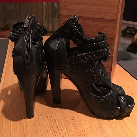 Ziti Soho 4" Heels