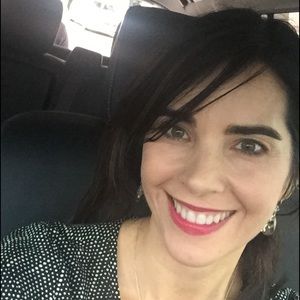 Meet your Posher, Dora