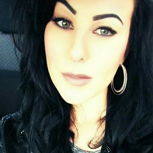 Meet your Posher, Angelica