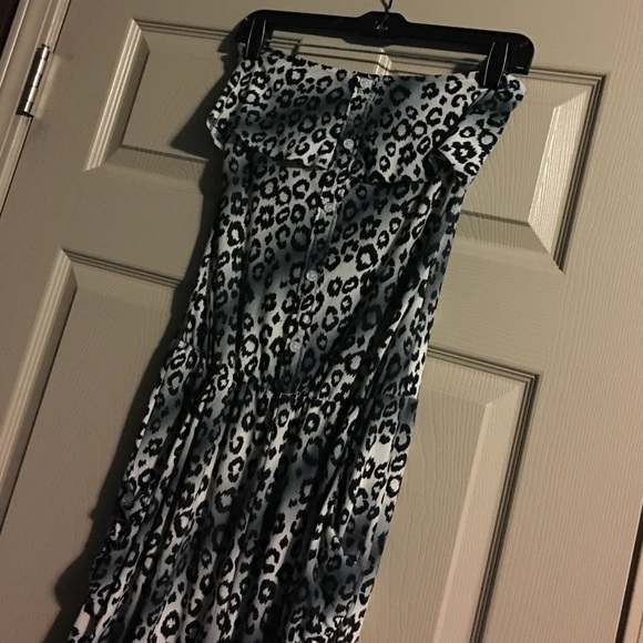 Strapless cheetah romper