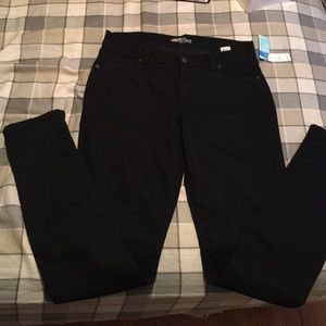 Black skinny jeans