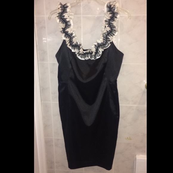Black and white dress ! Never been worn