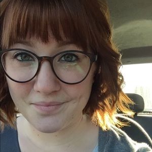 Meet your Posher, Lydia