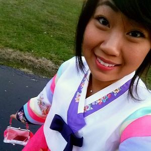 Meet your Posher, April