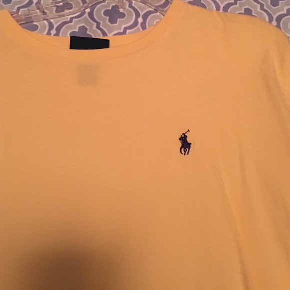 Polo clothing - Picture 2 of 2