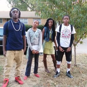 Meet your Posher, Cassandra