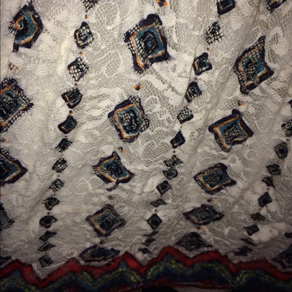 Cream Aztec Print Lace Dress - Picture 4 of 4