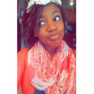 Meet your Posher, Kendra