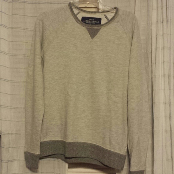 Long sleeve sweatshirt