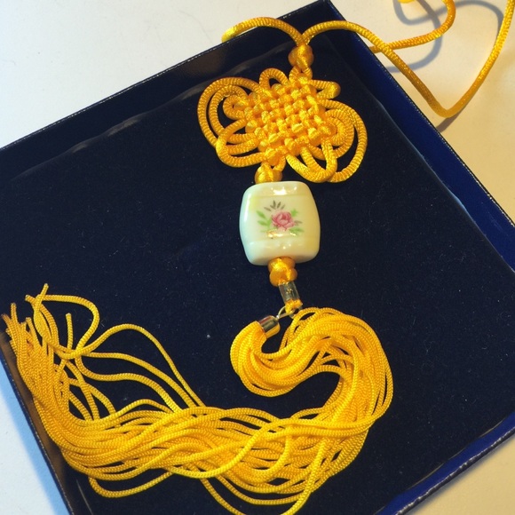 ⚡Flash sale⚡️Chinese knot/porcelain bead. necklace