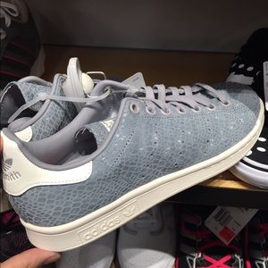 stan smith python stan smith python