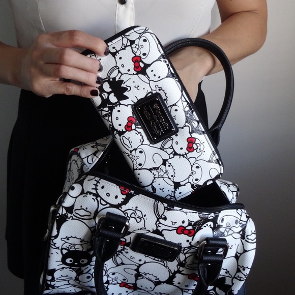 Hello Kitty n Friends Handbag - Picture 4 of 4