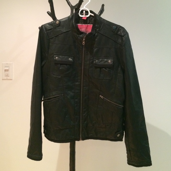 Leather jacket - Picture 1 of 3