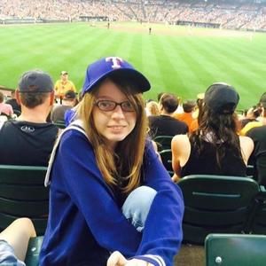 Meet your Posher, Carla