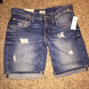 Gap Boyfriend Jean Short- BRAND NEW WITH TAGS