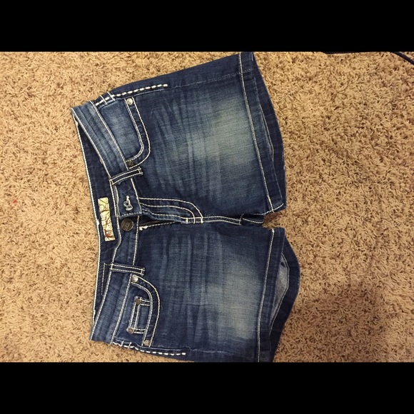 BKE jean shorts size 27-hardly worn ON HOLD