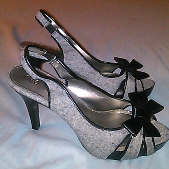 Platform Bow Heels. SEXY Size 11