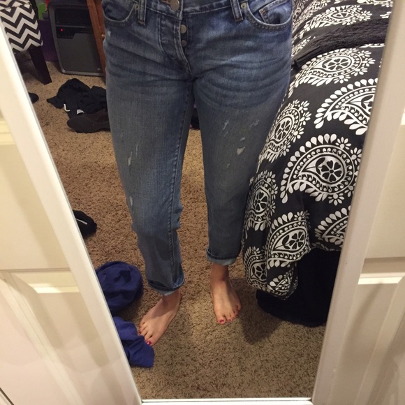 Ann Taylor Loft boyfriend cut jeans size 26/2