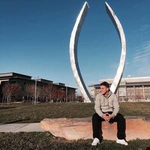 Meet your Posher, Christian