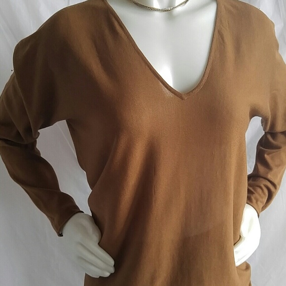 Sweater - Picture 3 of 5