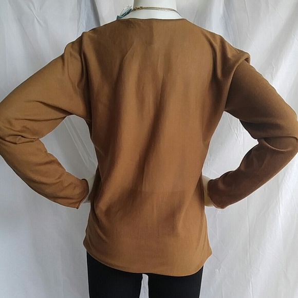 Sweater - Picture 4 of 5