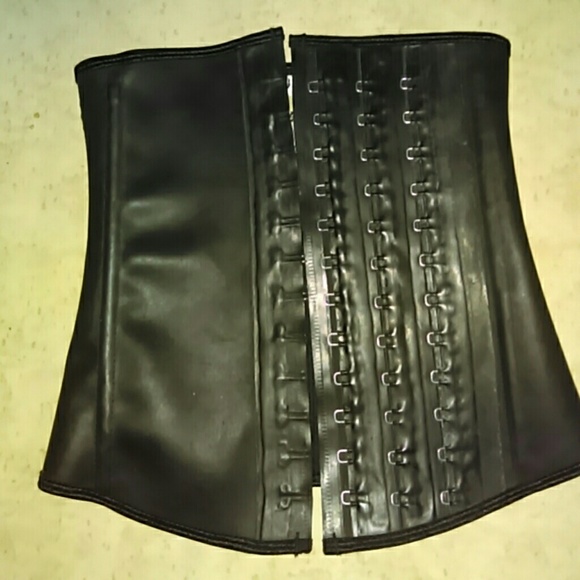Latex waist trainer