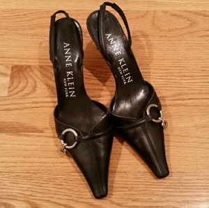 Anne Klein slingback kitten heel