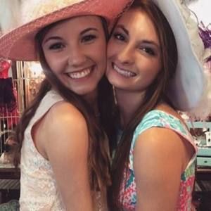 Meet your Posher, Arianna