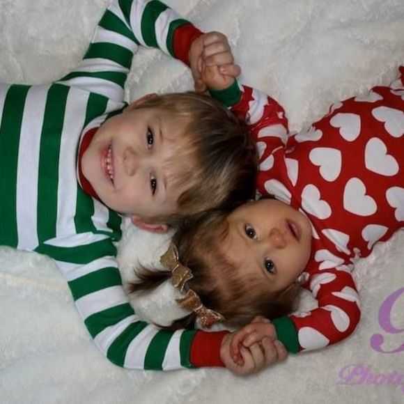 Meet your Posher, Hillary - Picture 1 of 1